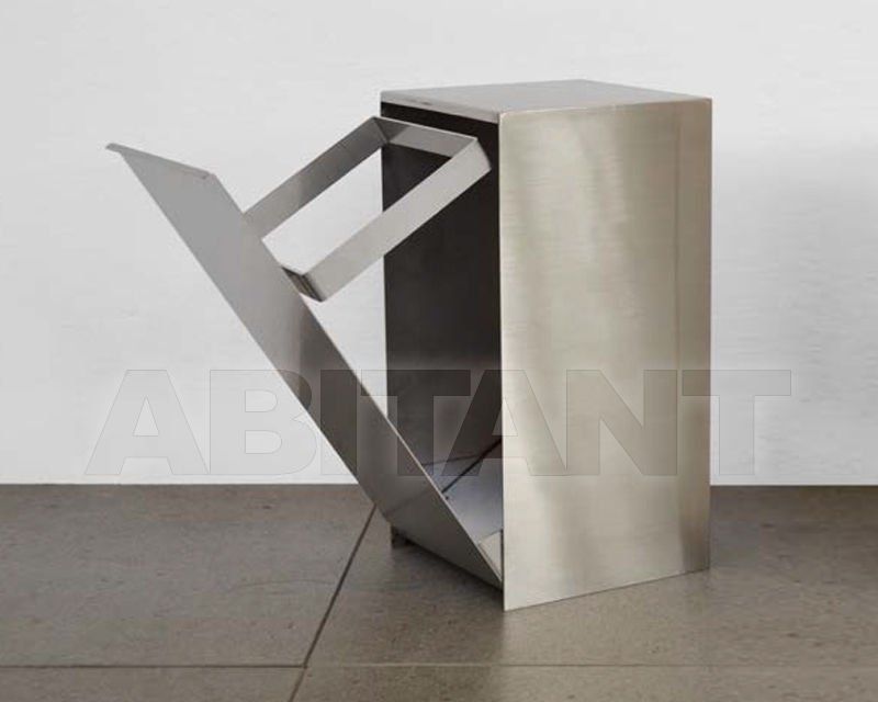 Buy Stand MG 12 2017 BSK.001.S42