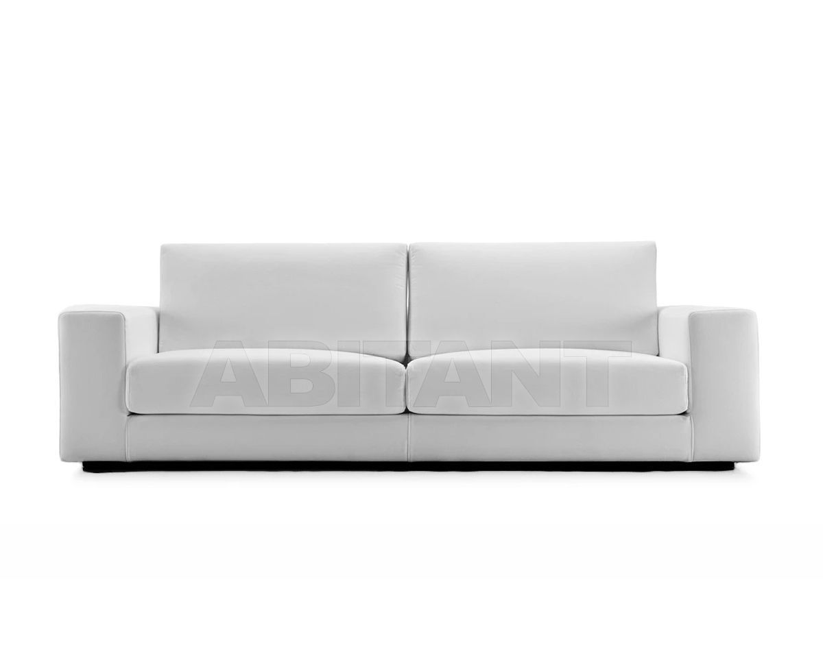 Sofa VITÓRIA SOFA 4P WITHOUT ARMS + ARM VITÓRIA price on request Buy Sofa VITÓRIA Atelier do Estofo Tech Specs - Index SOFA 4P WITHOUT ARMS + ARM VITÓRIA