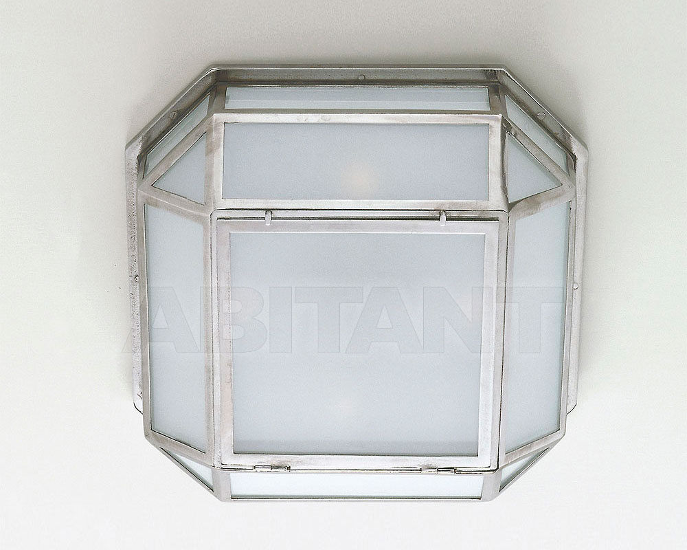 Light Emerald FU • 187 • LG price on request Buy Light Emerald Charles Edwards 2018 FU • 187 • LG